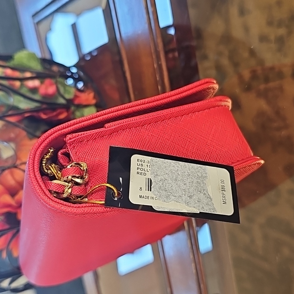 Bebe Vibrant Red Crossbody Bag - Picture 4 of 7